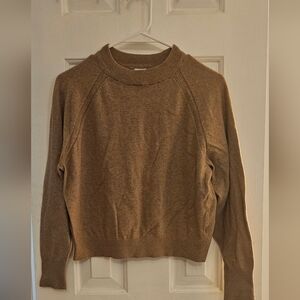 Straw colored sweet cozy sweater